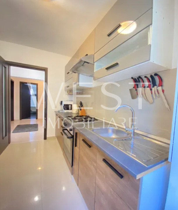 Apartament 2 camere/decomandat/56mp - La cheie - Zona Cetatii