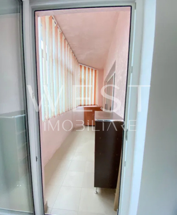 Apartament 2 camere/decomandat/56mp - La cheie - Zona Cetatii