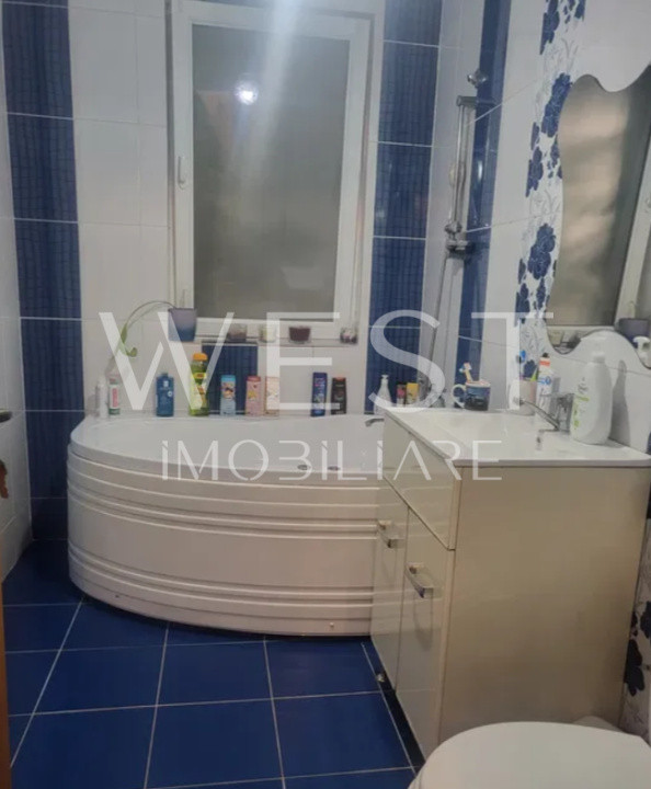 Apartament 3 camere - La cheie- Gradina 120mp -Parcare inclusa-Eroilor