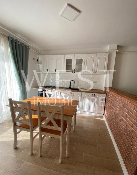 Apartament 2 camere/Balcon generos/ La cheie / Etaj intermediar 