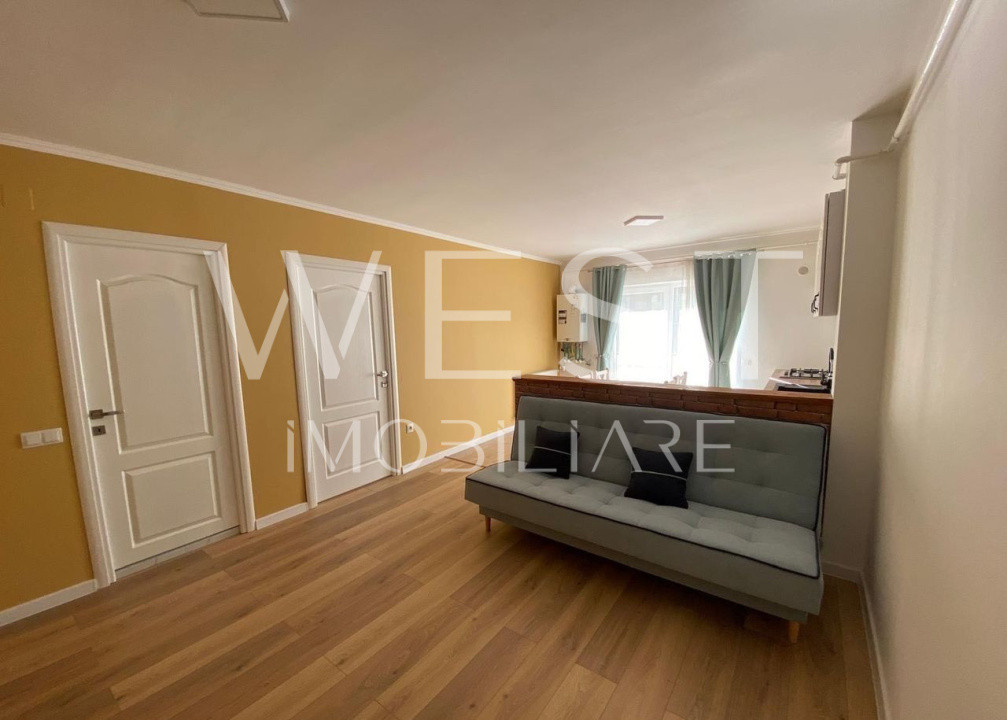 Apartament 2 camere/Balcon generos/ La cheie / Etaj intermediar 