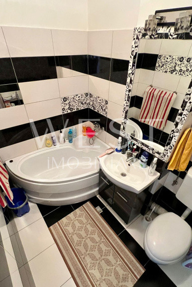 Apartament 2 camere - La cheie/ Parcare inclusa/ Strada Cetatii