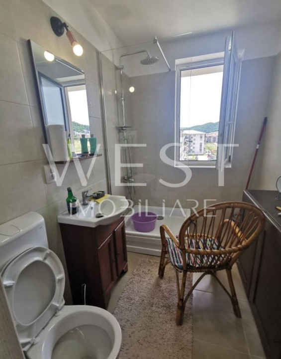 Apartament 2 camere+balcon cu priveliste/Parcare subterana/ Zona Terra