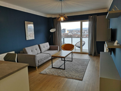 Apartament exclusivist cu 2 camere,ultracentral, cu vedere panoramică