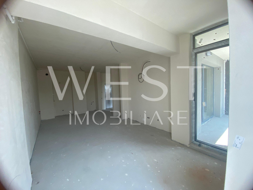 Apartament 3 camere | 77 mp | Balcon | Semifinisat | Zona VIVO
