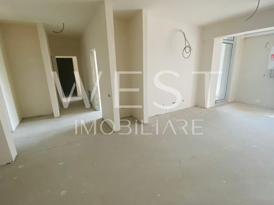 Apartament 3 camere | 77 mp | Balcon | Semifinisat | Zona VIVO