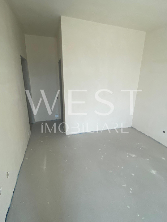 Apartament 3 camere | 77 mp | Balcon | Semifinisat | Zona VIVO