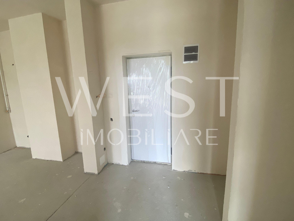 Apartament 3 camere | 77 mp | Balcon | Semifinisat | Zona VIVO