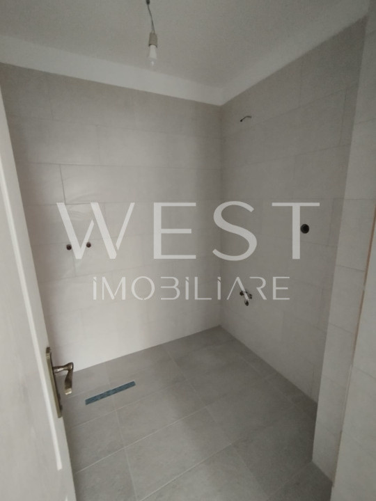 Apartament 3 cam 2 bai 64mp! Finisat! Cu CF! Parcare! Zona Panemar!