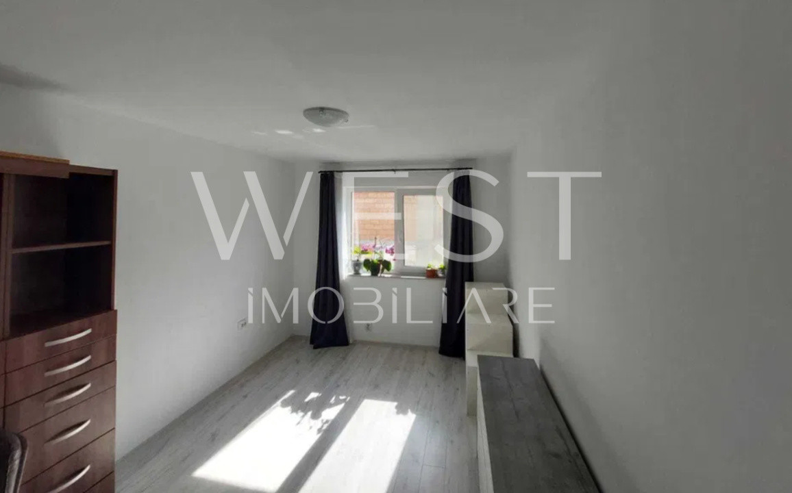 Apartament 3 camere,2 bai/ 2 Parcari incluse/ Etaj intermediar/ Strada Cetatii