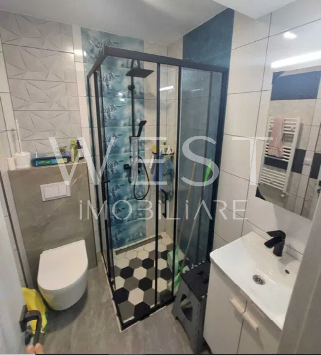 Apartament 3 camere,2 bai/ 2 Parcari incluse/ Etaj intermediar/ Strada Cetatii