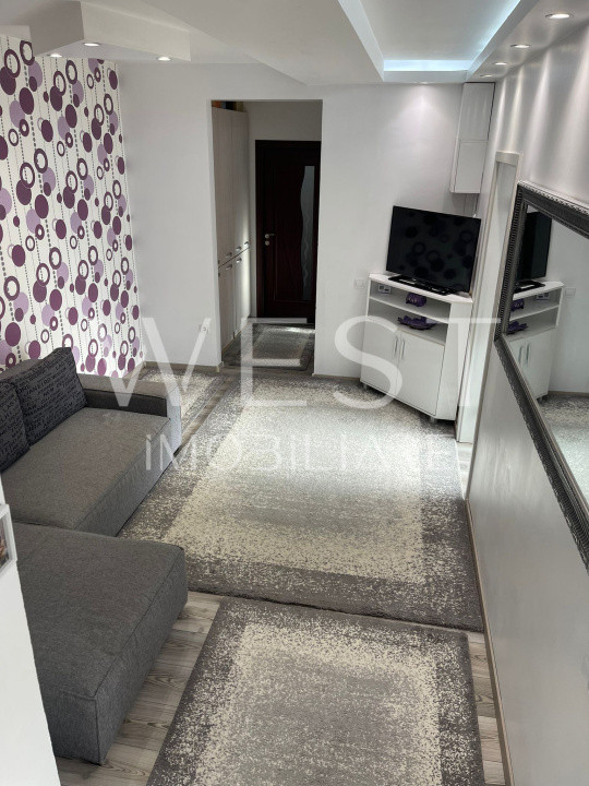 Apartament 3 camere | 60 mp | balcon | parcare | Eroilor
