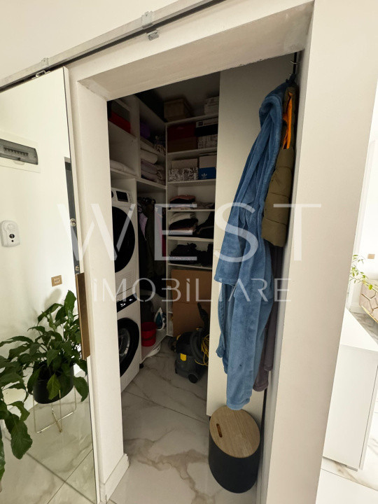 Apartament 3 camere | 65 mp | balcon 30 mp | garaj | zona Subcetate