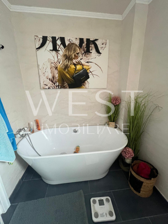Casa individuală cuplată | 175 mp | garaj | sala de fitness | Teilor