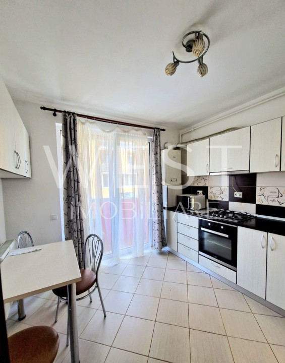 Apartament decomandat 2 camere/ La cheie/ Parcare inclusa