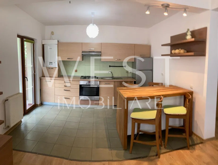 Duplex 4+ camere in zona Terra / 98mp / P+E / 2 bai / Curte spatioasa