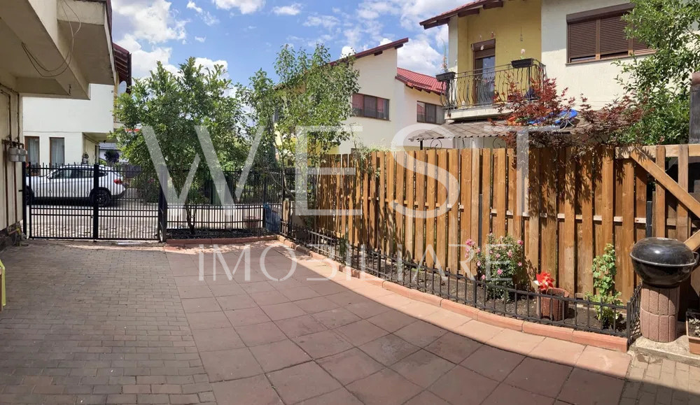 Duplex 4+ camere in zona Terra / 98mp / P+E / 2 bai / Curte spatioasa