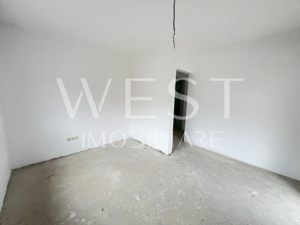 Spatiu Comercial 3 camere 74mp Duplex | Semifinisat | Zona Eroilor | Parcare