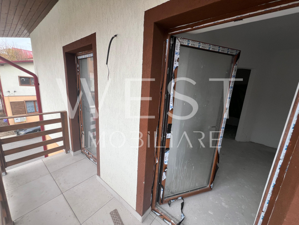 Spatiu Comercial 3 camere 74mp Duplex | Semifinisat | Zona Eroilor | Parcare