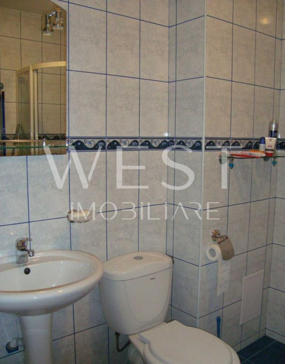 Apartament 2 camere, 45 mp, utilat+ parcare- Zona "La Terenuri"