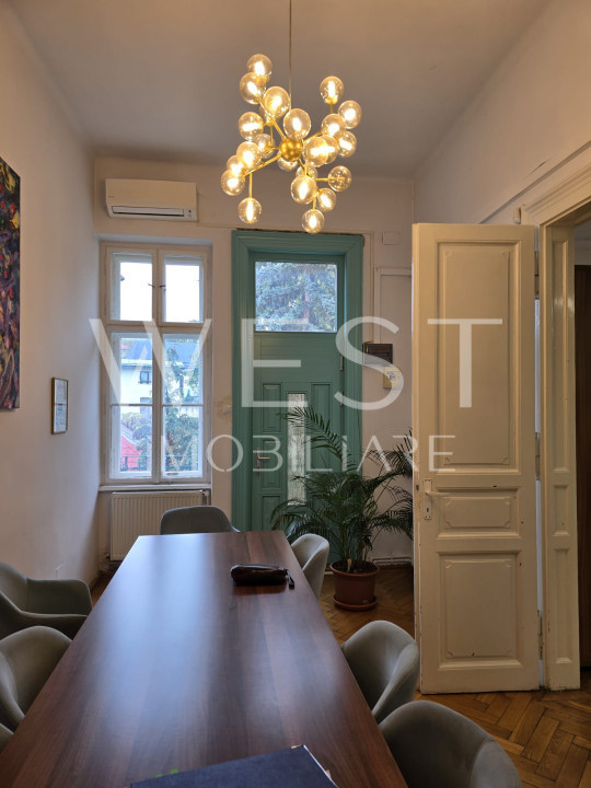 Spațiu Office / Cabinet Medical | Clădire istorică | CENTRU