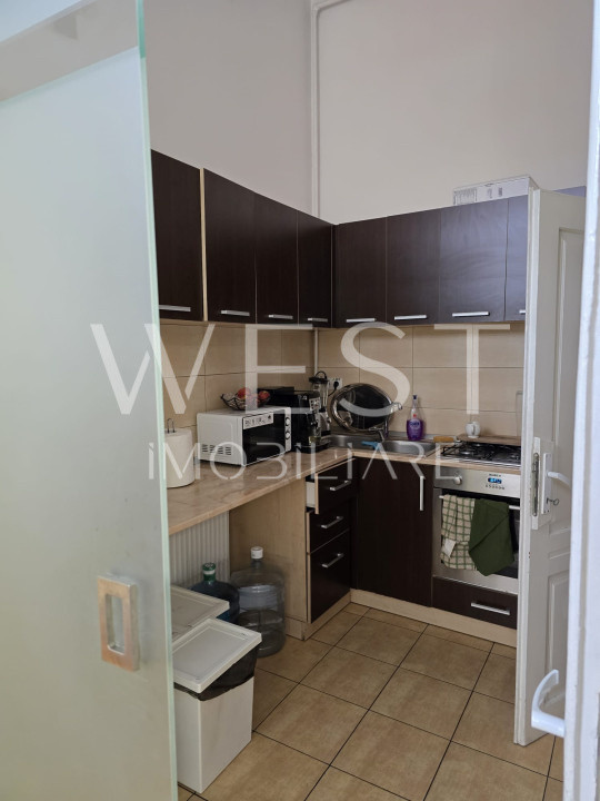 Spațiu Office / Cabinet Medical | Clădire istorică | CENTRU