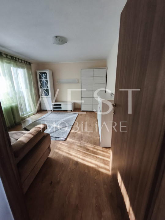 Apartament 4 camere| MANASTUR str. MEZiAD | Baza sportiva La Terenuri