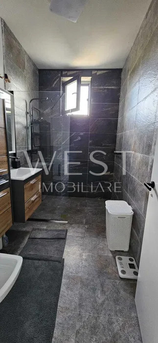 Apartament 3 camere / 72mp / zona Roata Faget / parcare sub. + boxă