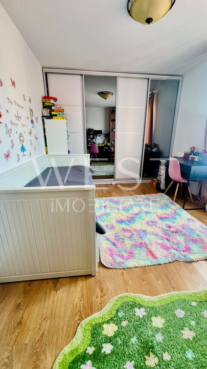 Apartament 3 camere | mobilat | boxa | garaj | zona Teilor
