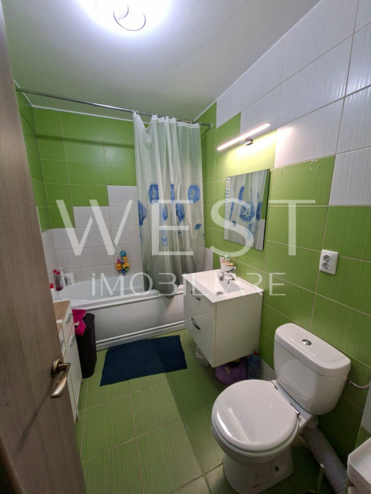 Ap2 camere deco­mandat 46 mp+mansardă, balcon, mobilat/utilat, parcare