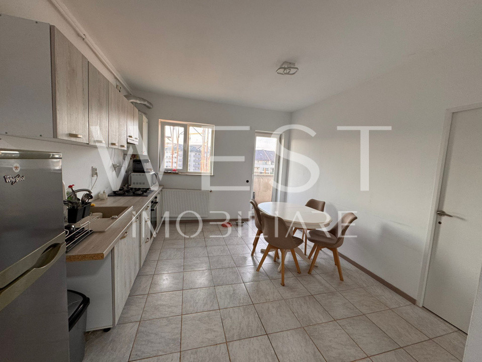Apartament 2 camere | decomandat | 2 balcoane | parcare | zona Eroilor