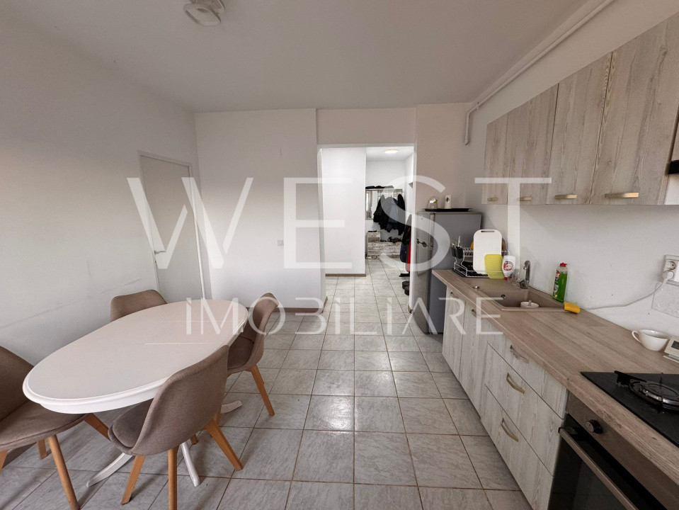 Apartament 2 camere | decomandat | 2 balcoane | parcare | zona Eroilor