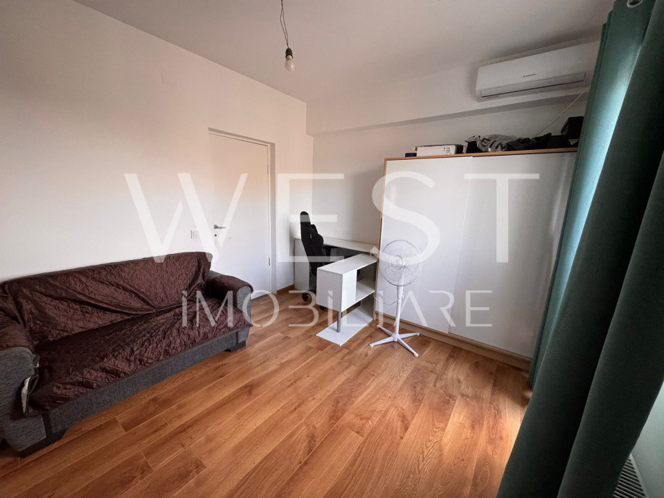 Apartament 2 camere | decomandat | 2 balcoane | parcare | zona Eroilor