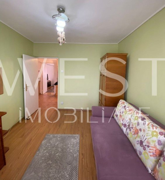 Apartament decomandat 2 camere!Beci/spatii depozitare!Etaj intermediar