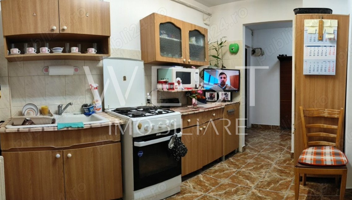 Apartament 4 camere, decomandat, 75mp/Logie/Boxa subsol/Primaverii