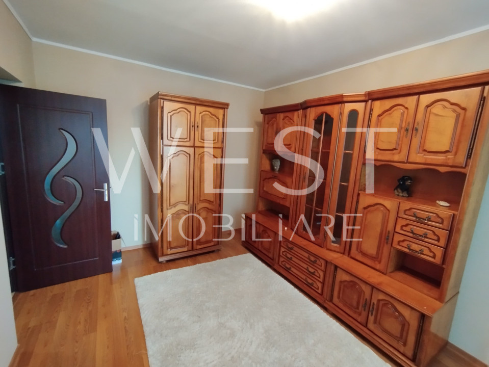 Apartament 3 camere decomandat! Str. Florilor! Parcare subterana+boxa!