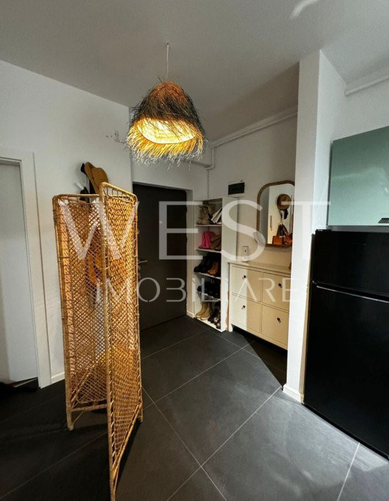 Apartament cu 2 camere spre inchiriere cu PARCARE in zona Cetatii !