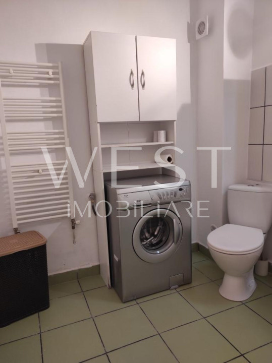 Apartament 2 cam decomandate! Mobilat! Renovat! Str Florilor! Parcare!