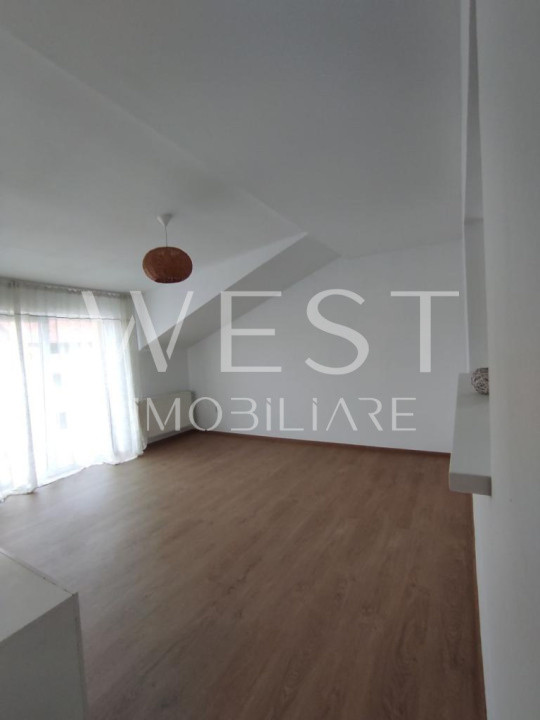 Apartament 2 cam decomandate! Mobilat! Renovat! Str Florilor! Parcare!