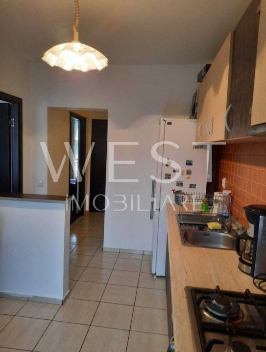 Apartament 2 camere decomandate! Etaj Intermediar! Parcare! Str. Porii