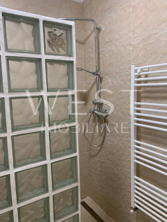 Apartament de lux 3 camere 72mp 2 bai Parcare Subterana! Zona Eroilor!