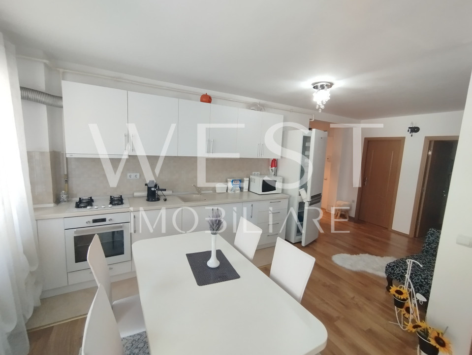Apartament 4 camere 74mp! 2 Parcari cu CF! Mobilat/Utilat! Florilor!