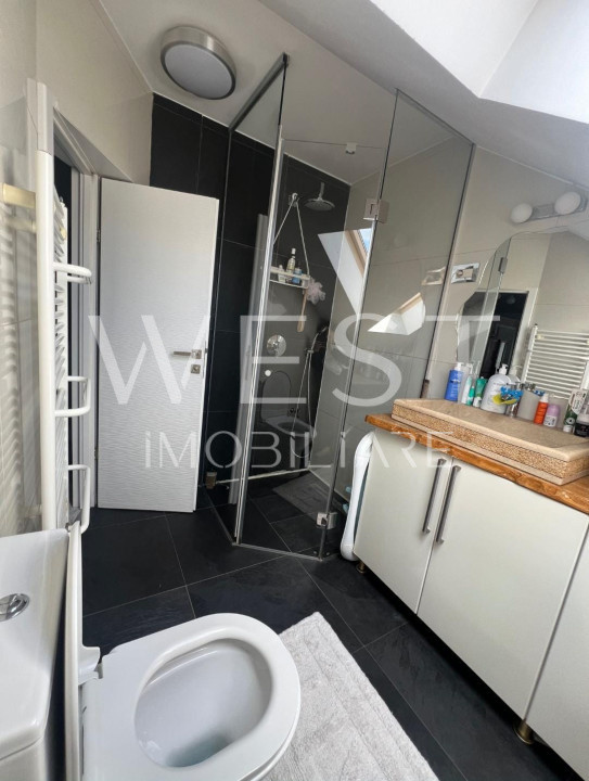 Apartament 3 camere 70mp! Parcare! Partial mobilat! Zona cetatii! Jisk!