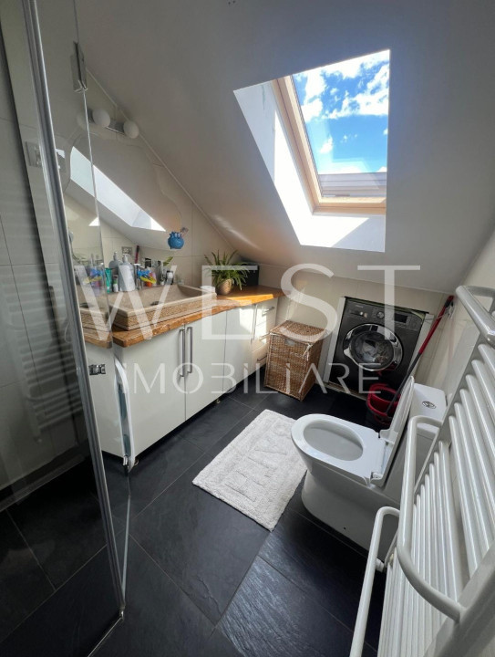 Apartament 3 camere 70mp! Parcare! Partial mobilat! Zona cetatii! Jisk!