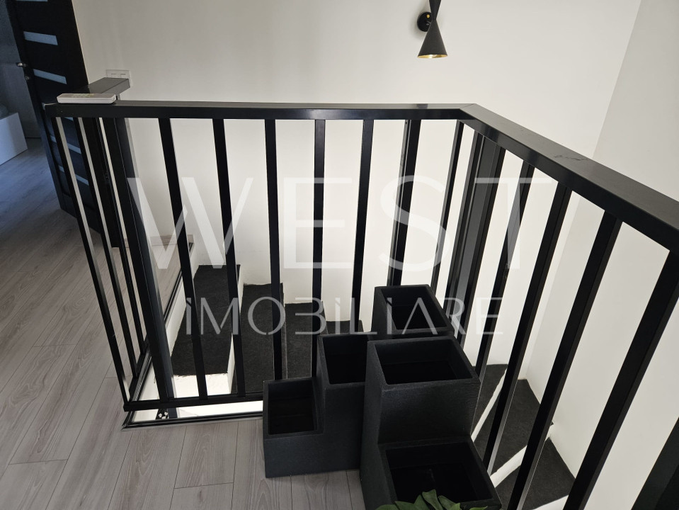 Triplex 4 camere 110mp! Mobilat/Utilat Modern! Zona Parcului Poligon!