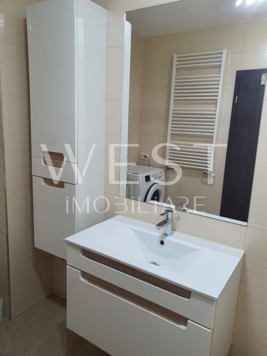 Apartament 3 camere 70mp! Mobilat/Utilat! Str. Tineretului! Parcare!
