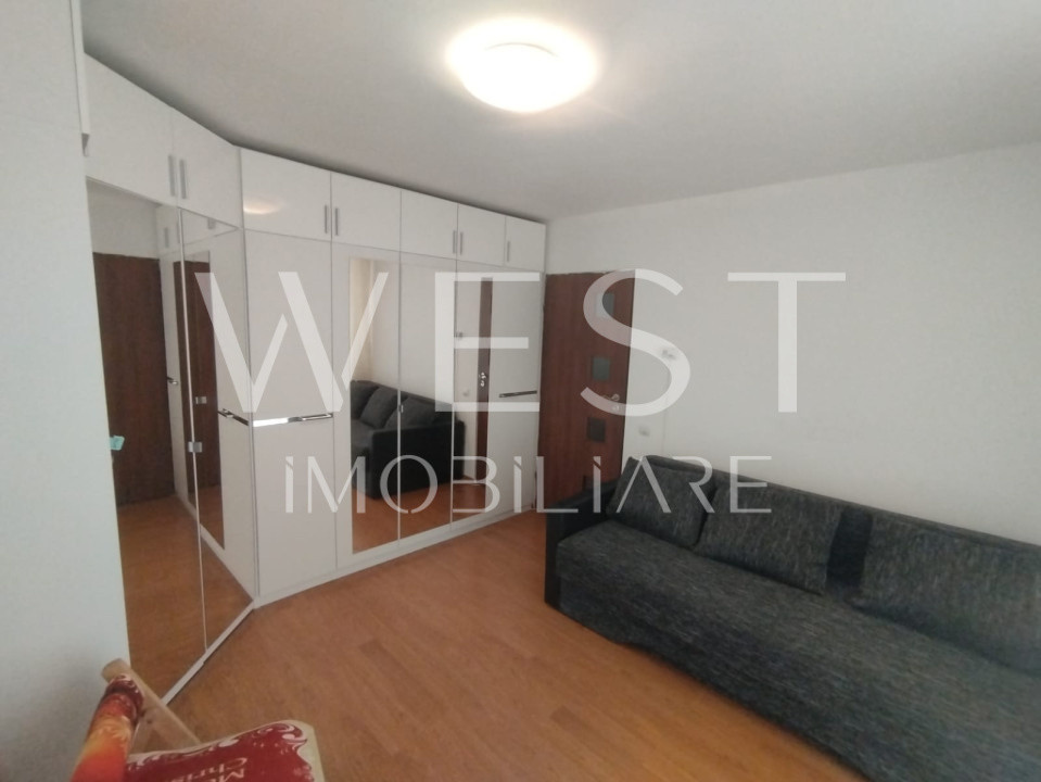 Apartament 1 camera decomandat 32mp! Gradina 39mp! Mobilat! Eroilor!