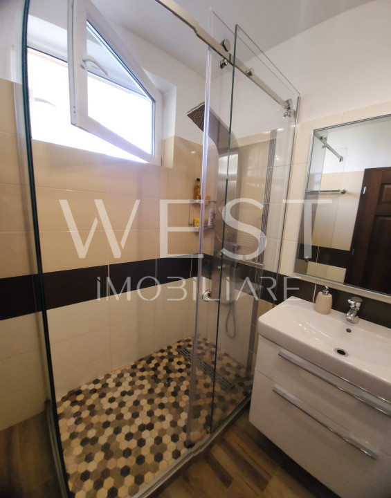 Apartament 3 camere 63mp mobilat! Etaj intermediar! Zona Tineretului! Parcare!
