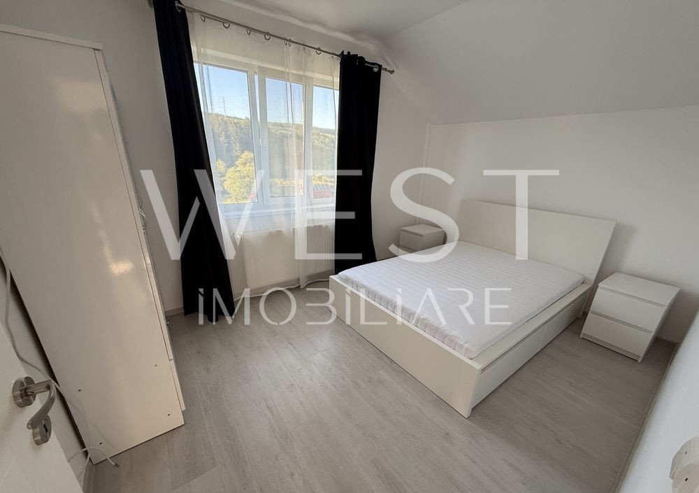 Apartament 3 camere/ La cheie / Parcare / Strada Tineretului