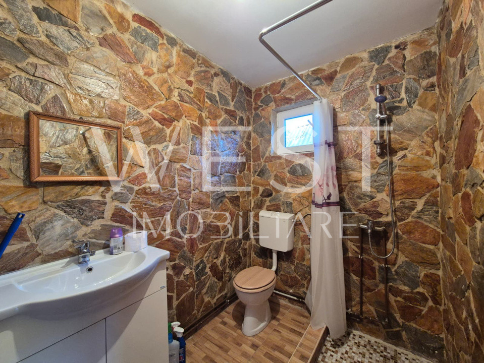 Casa individuala 3 camere / Teren 1000mp / Livada cu pomi
